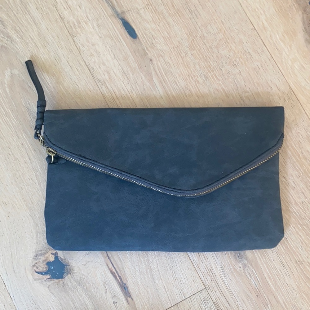 Gray clutch